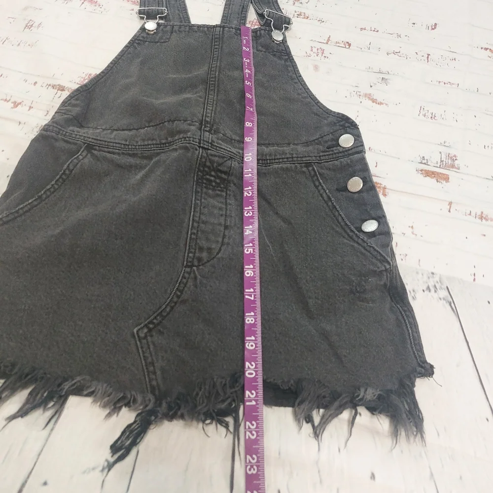 Free People black overall deniem mini skirt - Picture 9 of 11